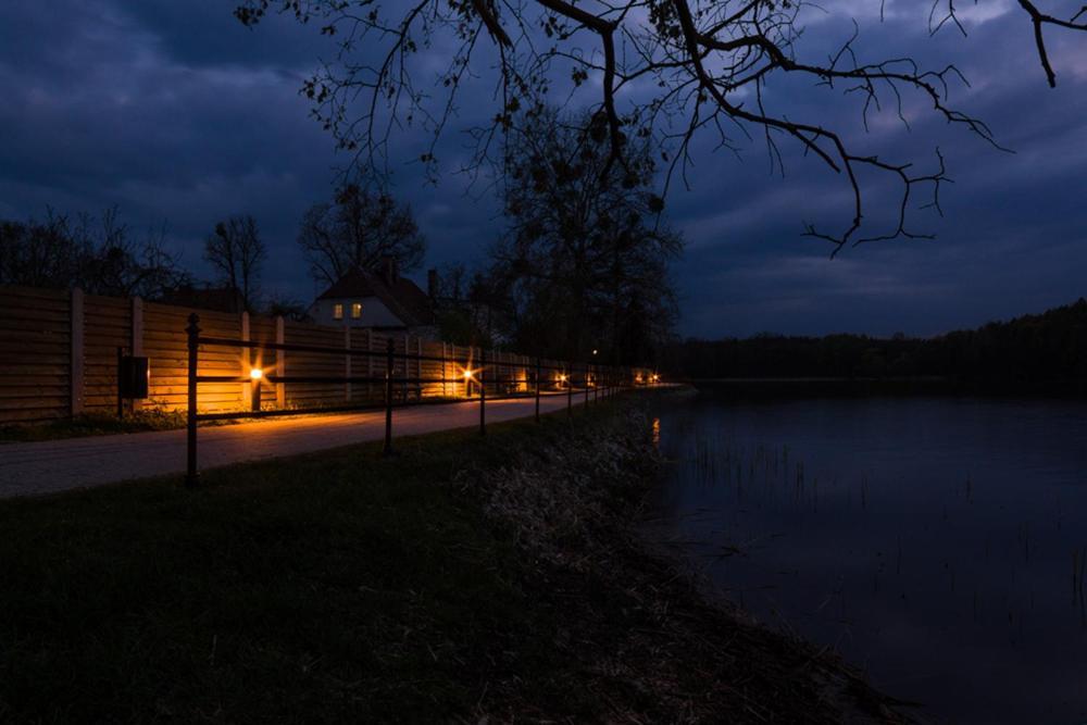 NIENOVO - Apartament Kórnik niedaleko jeziora i widok na Arboretum Exterior foto