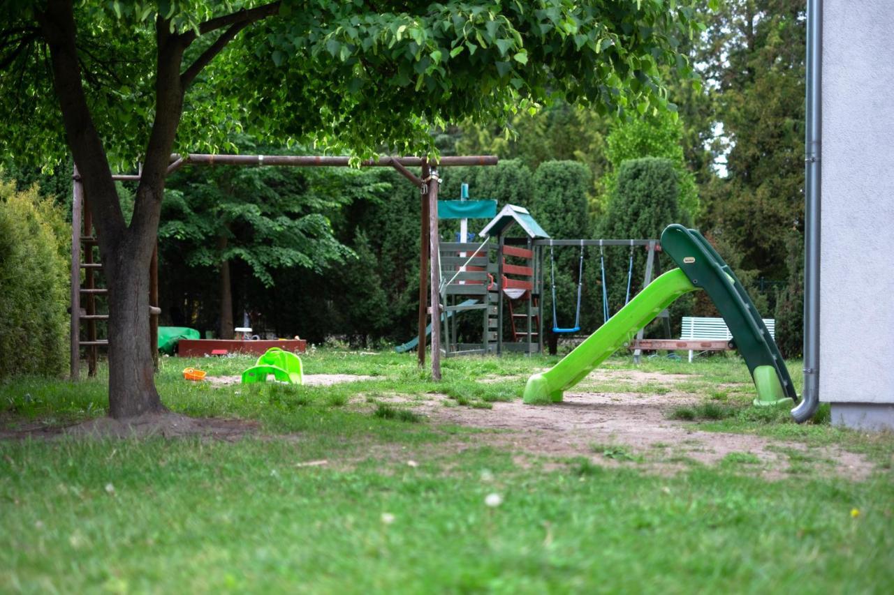 NIENOVO - Apartament Kórnik niedaleko jeziora i widok na Arboretum Exterior foto